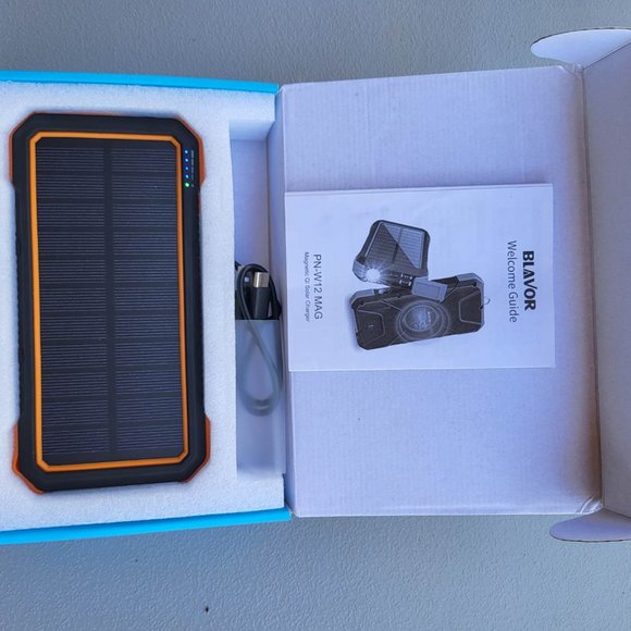 Magnetic Solar Power Bank, PD 18W Fast Charging - Picture 8 of 8